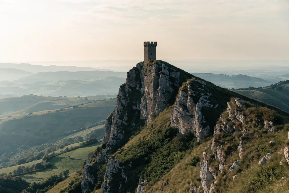 AI-generated illustration: San Marino-inspired ridge